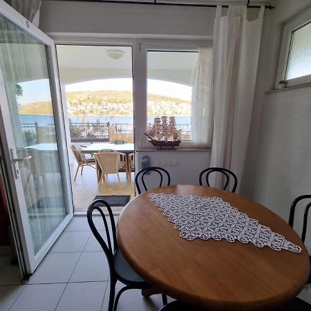 Villa Jana Apartments Trogir Exterior photo